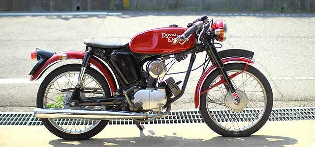お気に入り： Royal Enfield 仕様の原付バイク（ベース車両： YAMAHA YB-1 ）