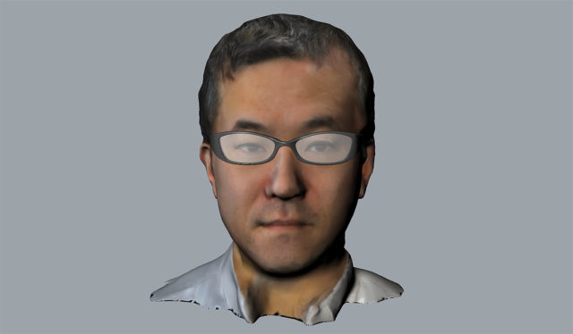 3Dデータ化した頭を元に、オーダーメイドの眼鏡を作ってみる。3Dデータを無償配布中の眼鏡フレームを重ねた所。